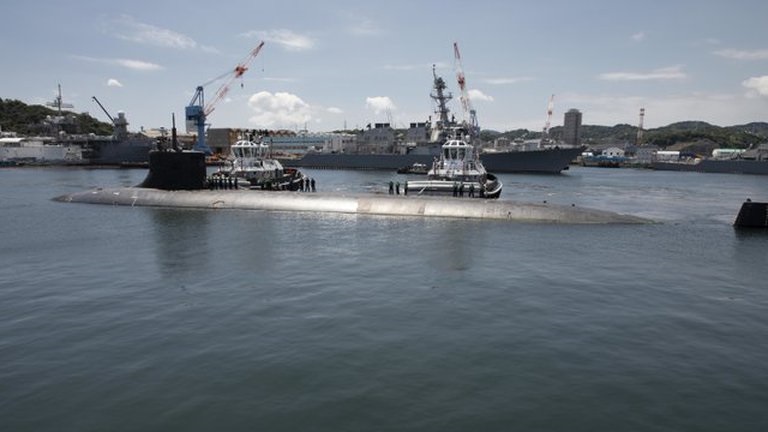 submarino nuclear de EEUU chocó